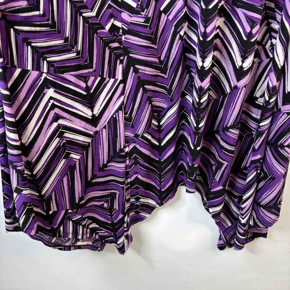 AnyWear by Catherines Sharkbite Dress Women 2X Purple Geometric Chevron V-Neck
